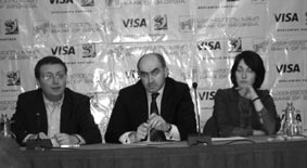 "საქართველოს ბანკი" და Visa International-ი მომხმარებელს 2010 წლის ფეხბურთის მსოფლიო ჩემპიონატზე დასწრების შესაძლებლობას აძლევს