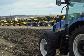 "New Holland“-ის 122 თანამედროვე ტრაქტორი და 25 კომბაინი ჯი-თი გრუპისგან - უახლესი ტექნოლოგიები სოფლის მეურნეობაში