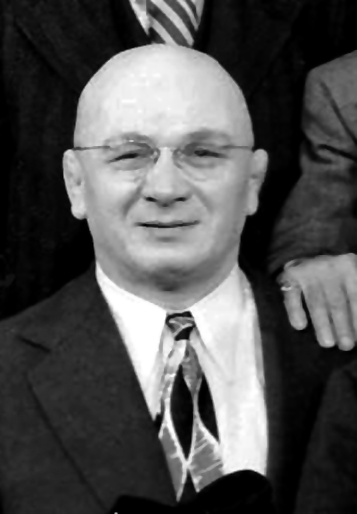 ქართველი პროფესიონალი მოჭიდავე ნიკოლოზ (კოლია) ქვარიანი (1900-1980)