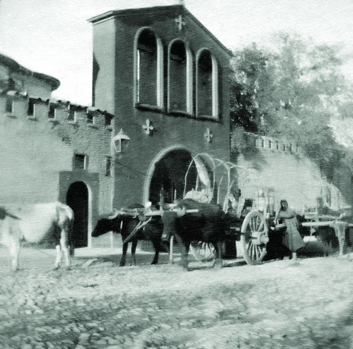 ქაშუეთის ეკლესიის გალავანი. 1899 წელი. კერძო კოლექცია