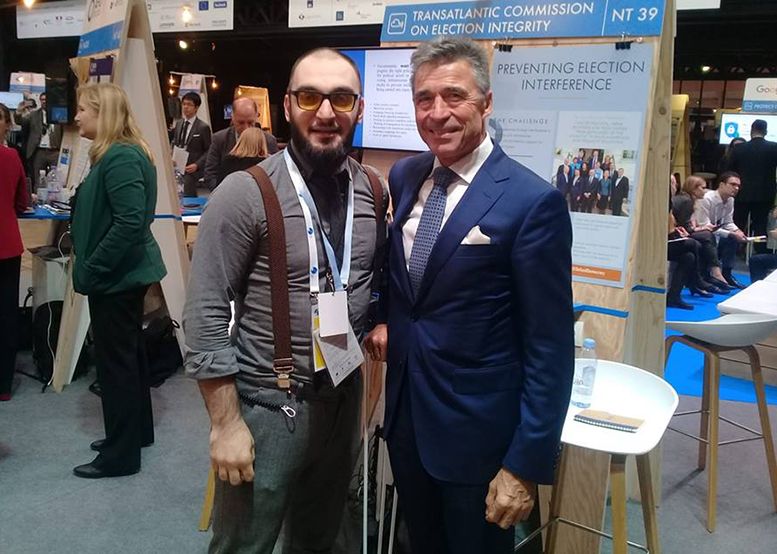 ანდერს ფოგ რასმუსენი და ვაჟა თავბერიძე