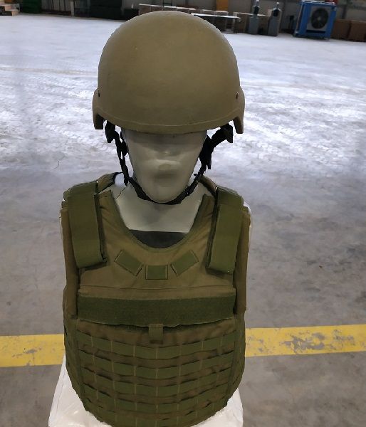 ჯავშანჟილეტი და ჩაფხუტი ქართველი მებრძოლებისთვის