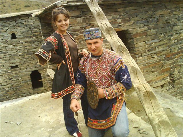 თეონა ქუმსიაშვილი და გელა დაიაური