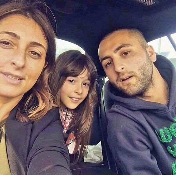 ნინო დარასელი შვილებთან ერთად