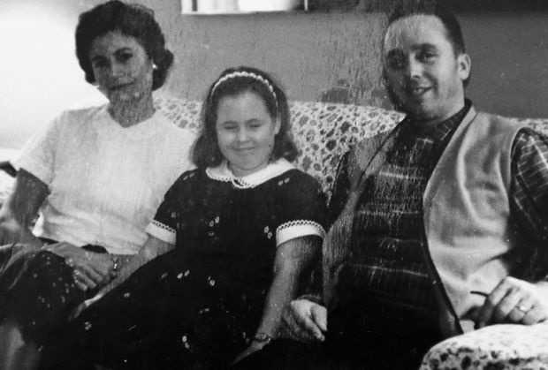 ლუიზა პეტრუიჩი შვილთან და მეუღლესთან ერთად